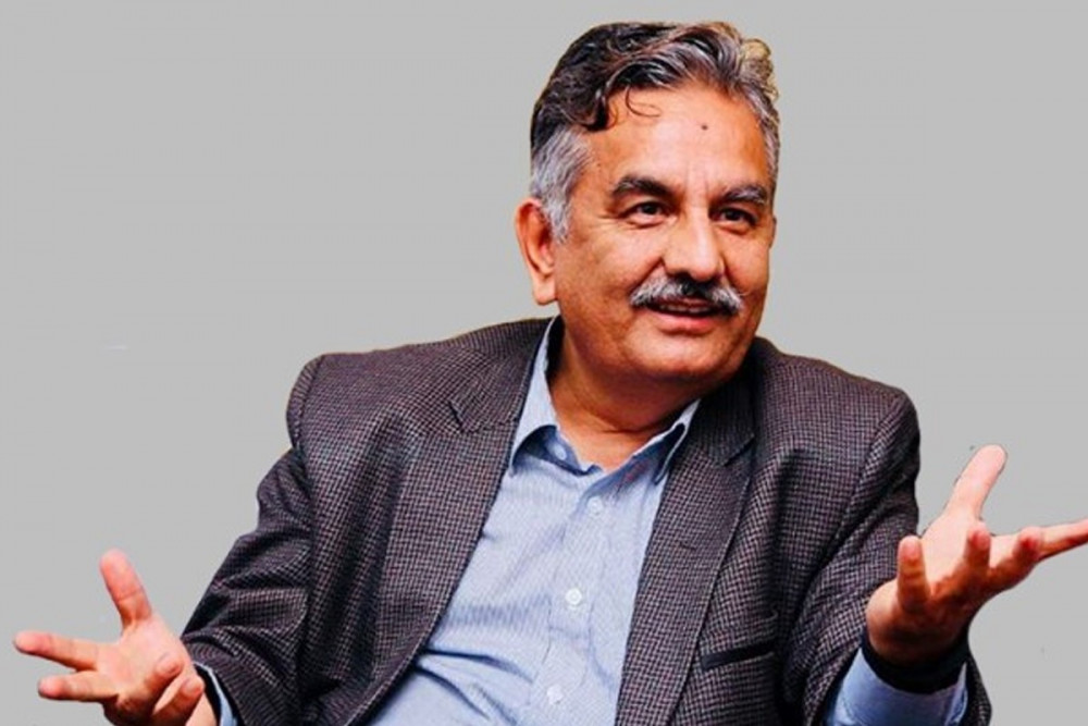 कांग्रेस फकाउँदै एमाले नेता