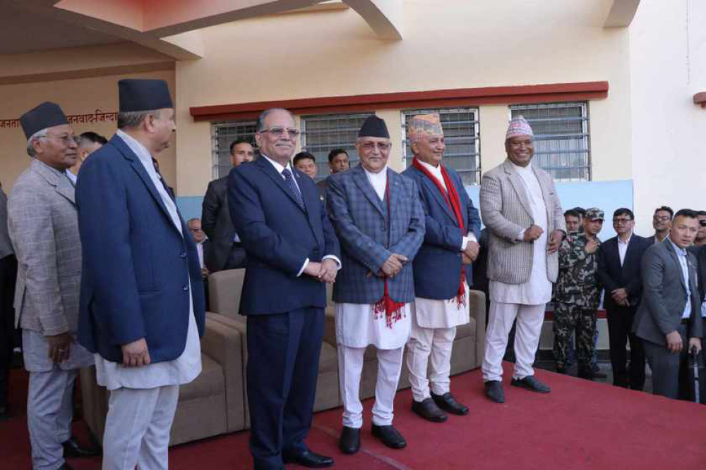 एमालेको चियापानमा दलका शीर्ष नेता सहभागि