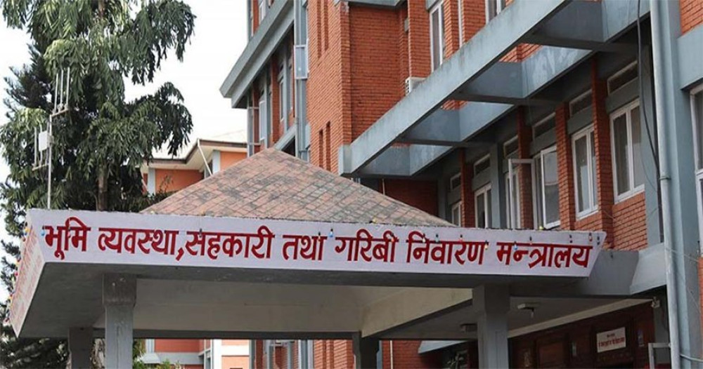 सहकारीको दोहोरो सदस्यता नत्यागे कारबाही गर्ने विभागको चेतावनी