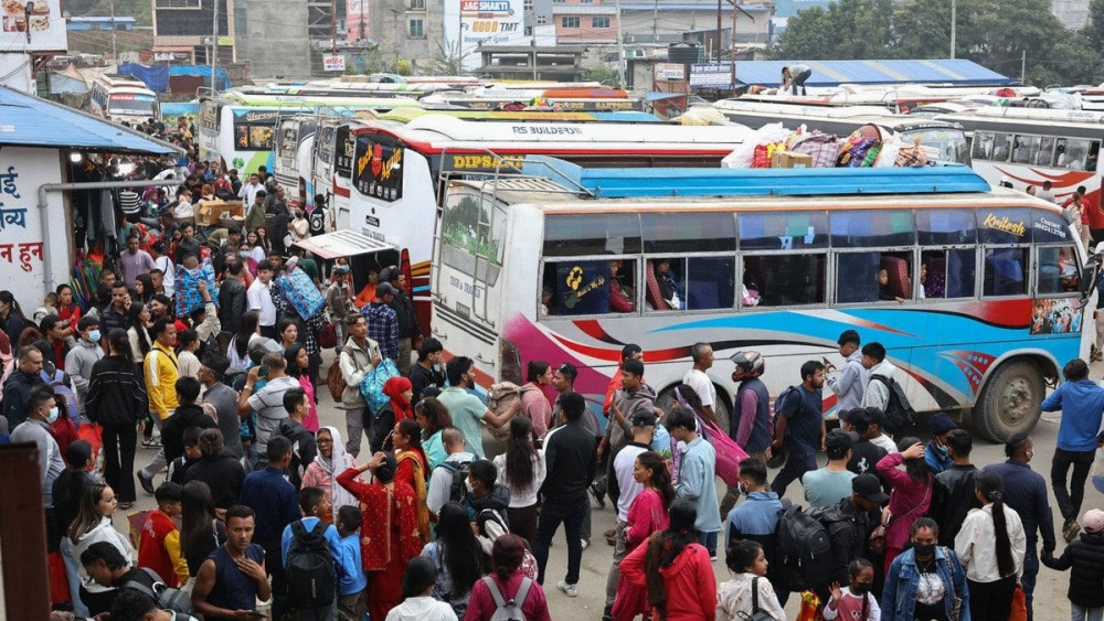 आठ लाख यात्रु काठमाण्डौबाट बाहिरिए