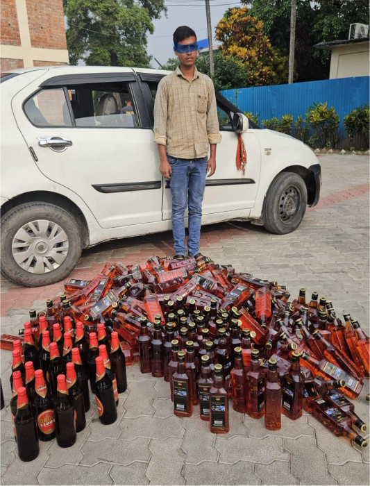 भन्सार छलेर नेपाल ल्याउँदै गरेको मदिरासहित गाडी र मानिस नियन्त्रणमा
