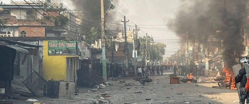 शोभायात्रा निकाल्ने क्रममा हिन्दु र मुस्लिम समुदायबिच झडप