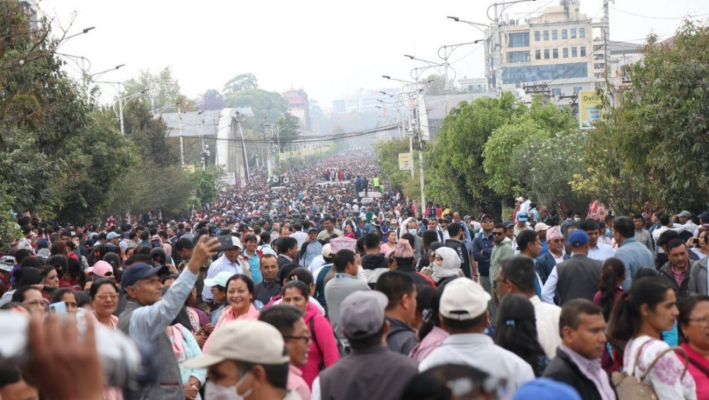 शिक्षामन्त्रीलाई नभेटी सिंहदरबार गेटबाटै किन फर्किए शिक्षक शिक्षक ?
