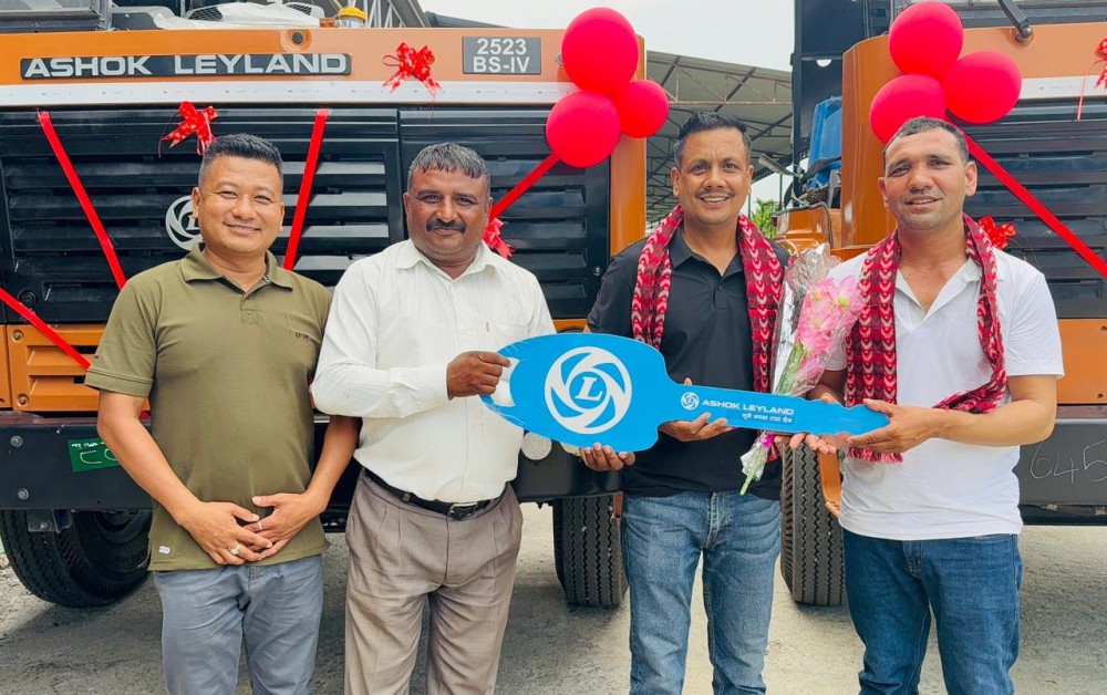 पूर्वेलीले थप्यो सवारी साधन