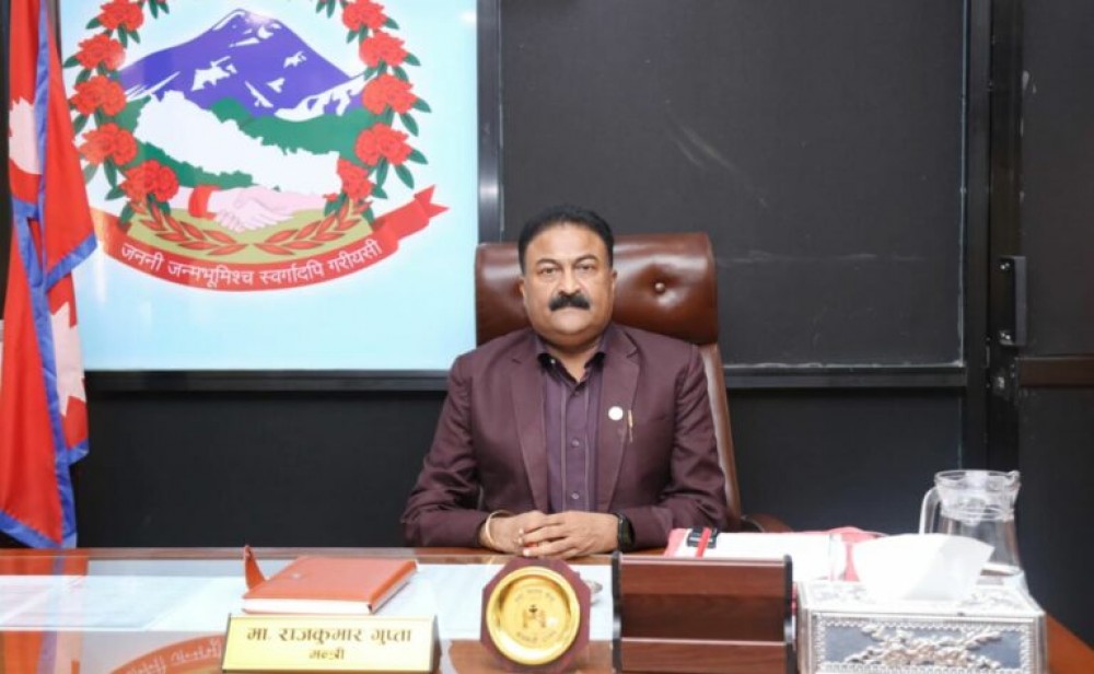 घुसको डिल गरेको अडियो बाहिरिएपछि मन्त्री गुप्तालाई हटाउने तयारी