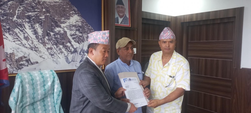 पूर्वाधार विकास कार्यालय झापा विरुद्ध ठेकेदार आन्दोलित