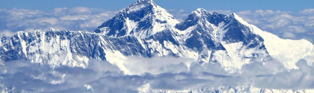 आधा दशकमा ७०४ महिला आरोही सगरमाथाको चुचुरोमा