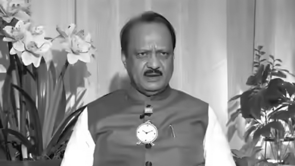 भारतमा विमान दुर्घटना, महाराष्ट्रका उपमुख्यमन्त्रीसहित पाँच जनाको मृत्यु