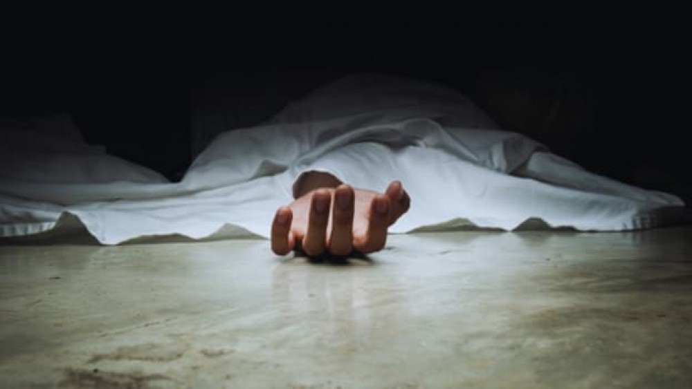 श्रीमतीको हत्या गरी आफैमाथि गोली प्रहार